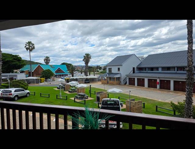 2 BEDROOM APARTMENT FOR SALE IN BOLAND PARK